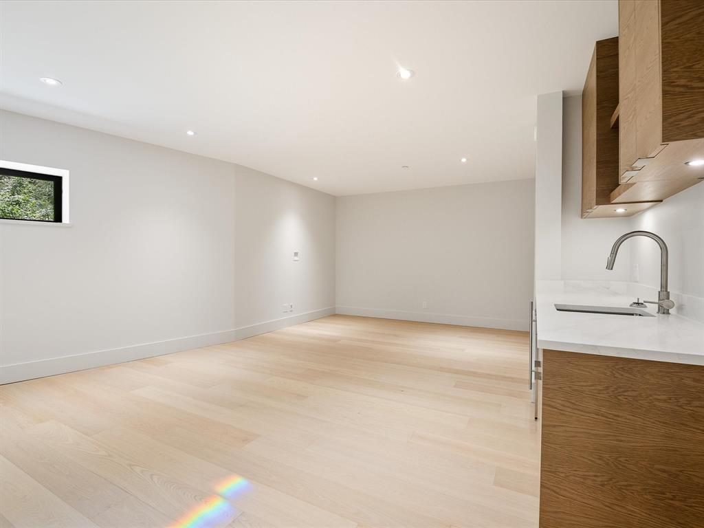 1710 River Run Place