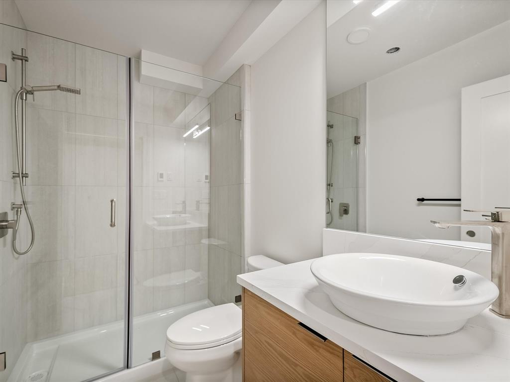 1710 River Run Place