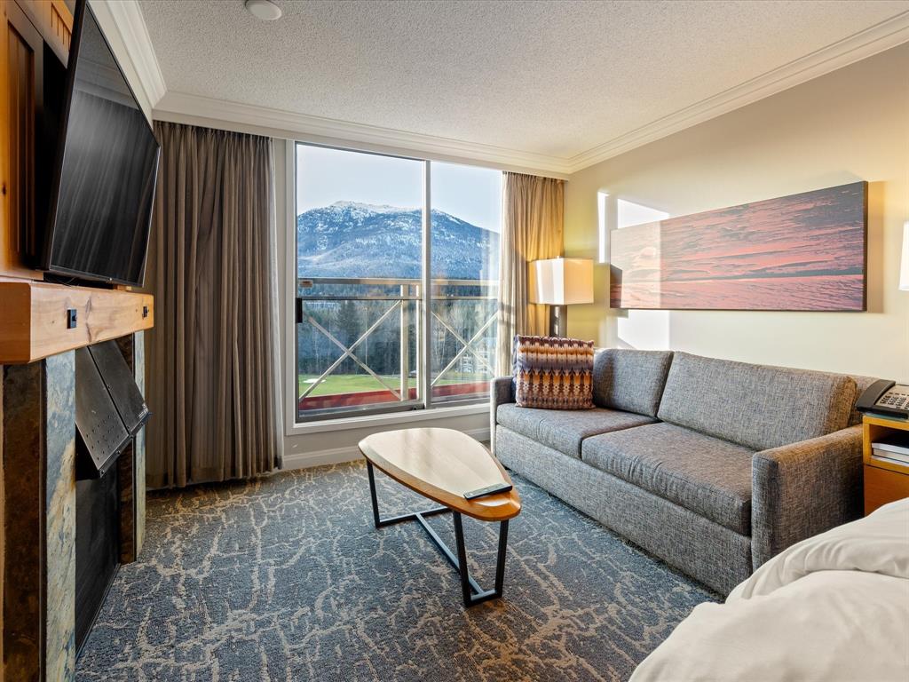 #855 – 4090 Whistler Way
