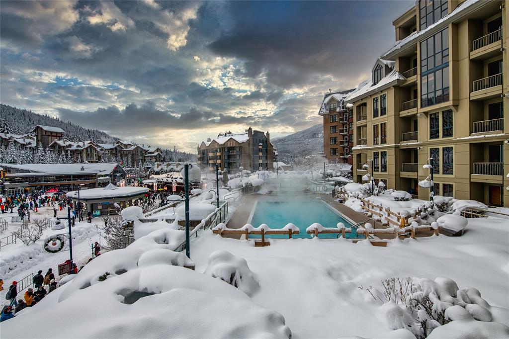 #315 – 4320 Sundial Crescent