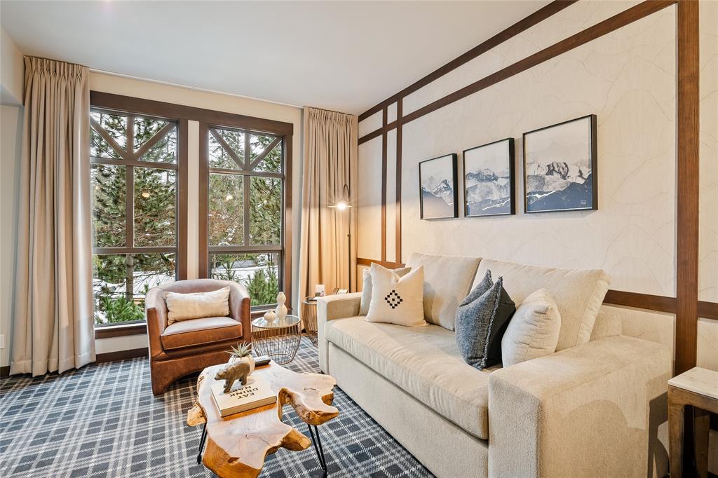 #315 – 4320 Sundial Crescent