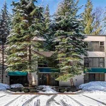 #6 – 2561 Tricouni Place