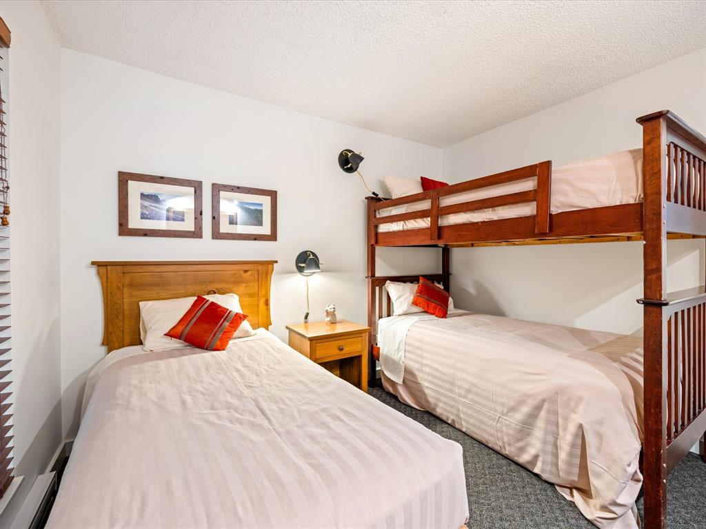 #515 – 4200 Whistler Way