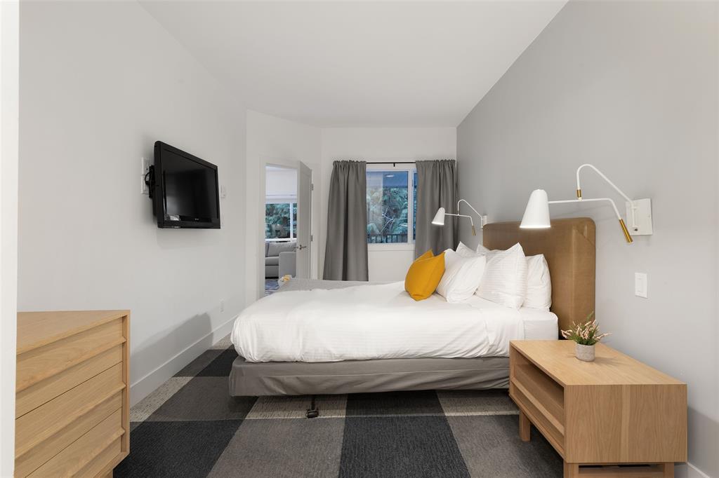 #203 – 4365 Northlands Boulevard