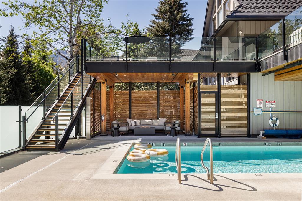 #203 – 4365 Northlands Boulevard