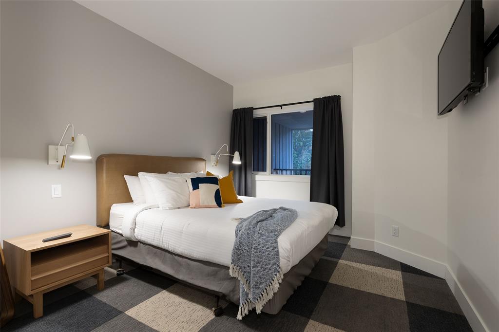 #207 – 4365 Northlands Boulevard