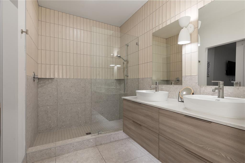 #110 – 4365 Northlands Boulevard