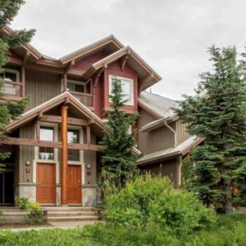 #15 – 4385 Northlands Boulevard