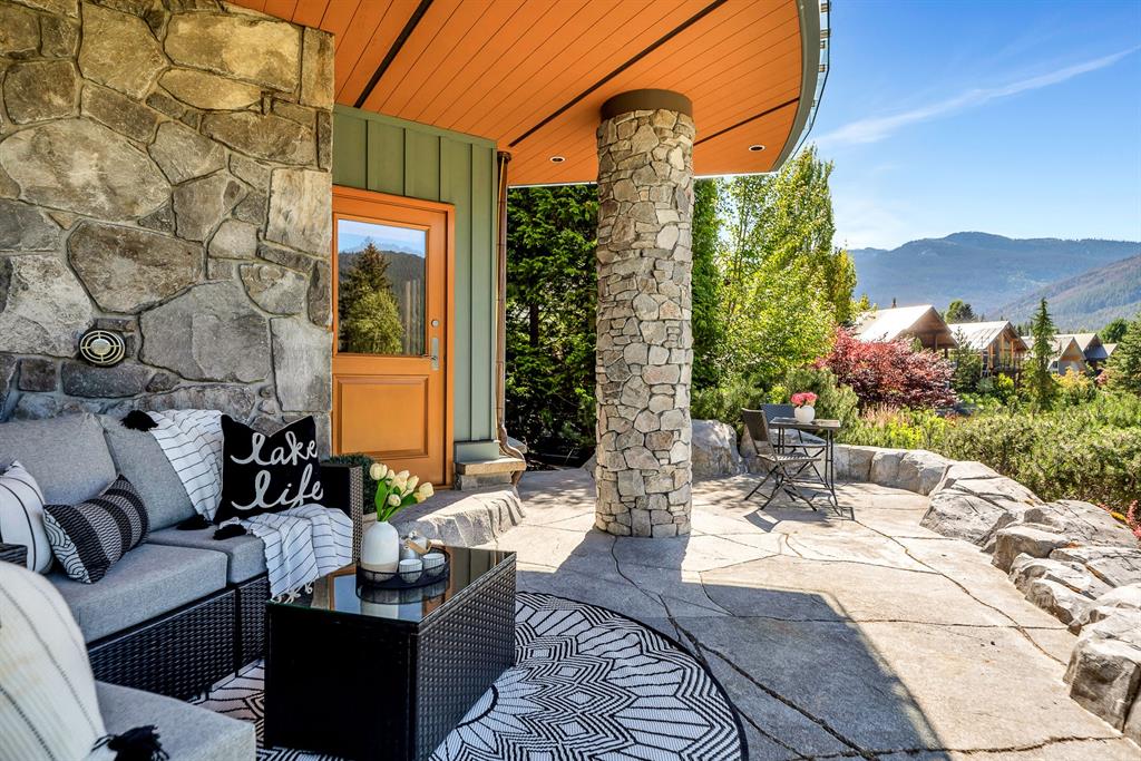 8059 Nicklaus North Boulevard