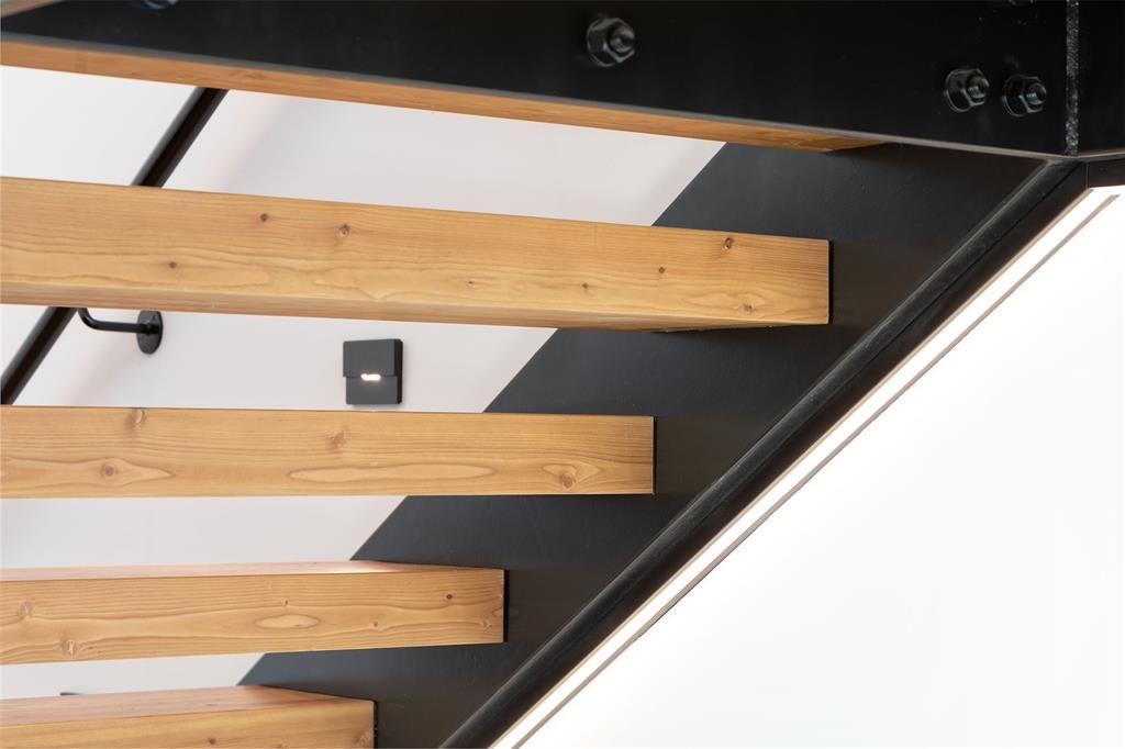 1600 Southlands Lane