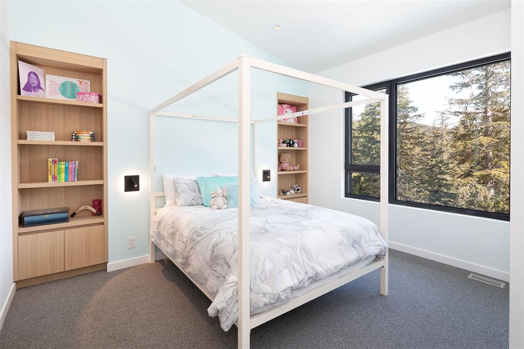 1600 Southlands Lane