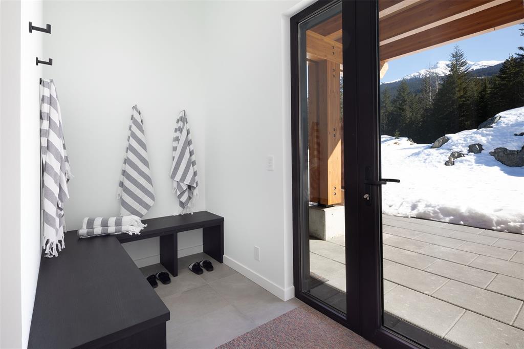 1600 Southlands Lane