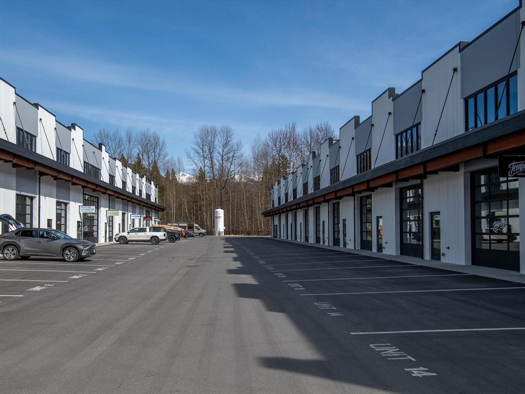 #24 – 7342 Industrial Way