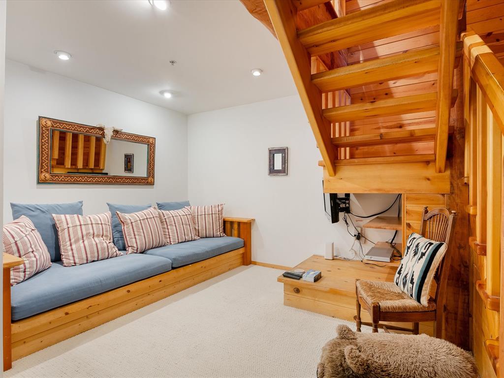 #37 – 4700 Glacier Drive