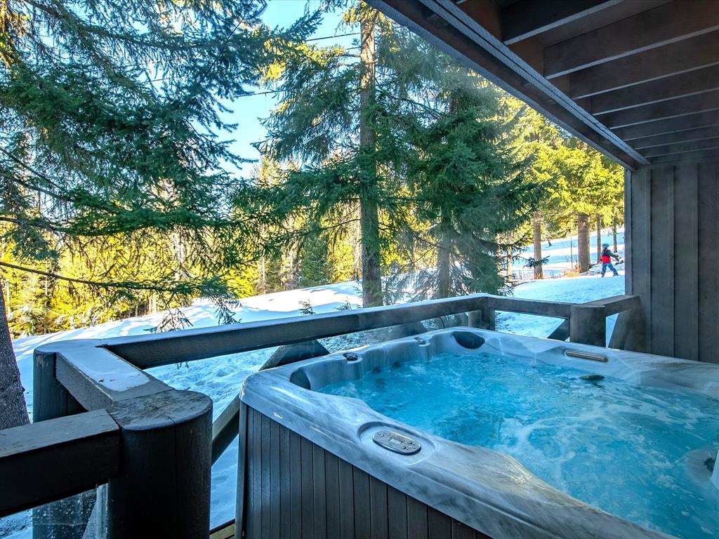 #37 – 4700 Glacier Drive