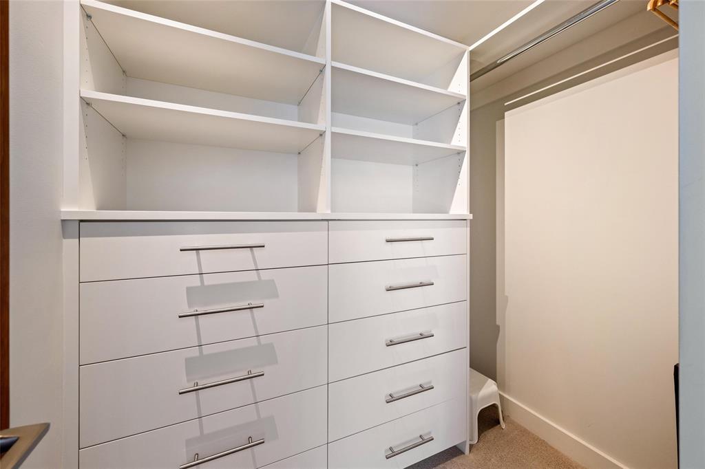 #4 – 4661 Blackcomb Way