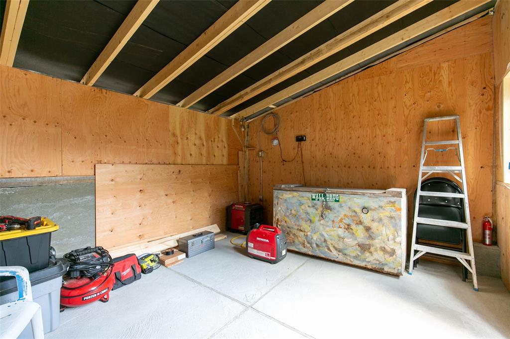 2841 Blackwater Road