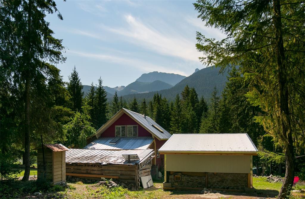 2841 Blackwater Road