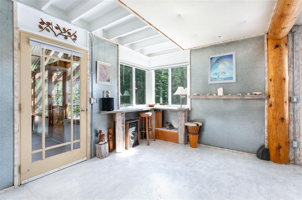 2841 Blackwater Road