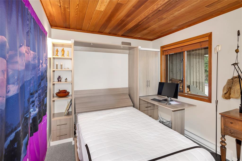 #109 – 6117 Eagle Drive