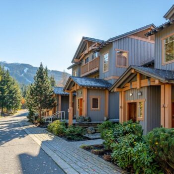 #4 – 2301 Taluswood Place