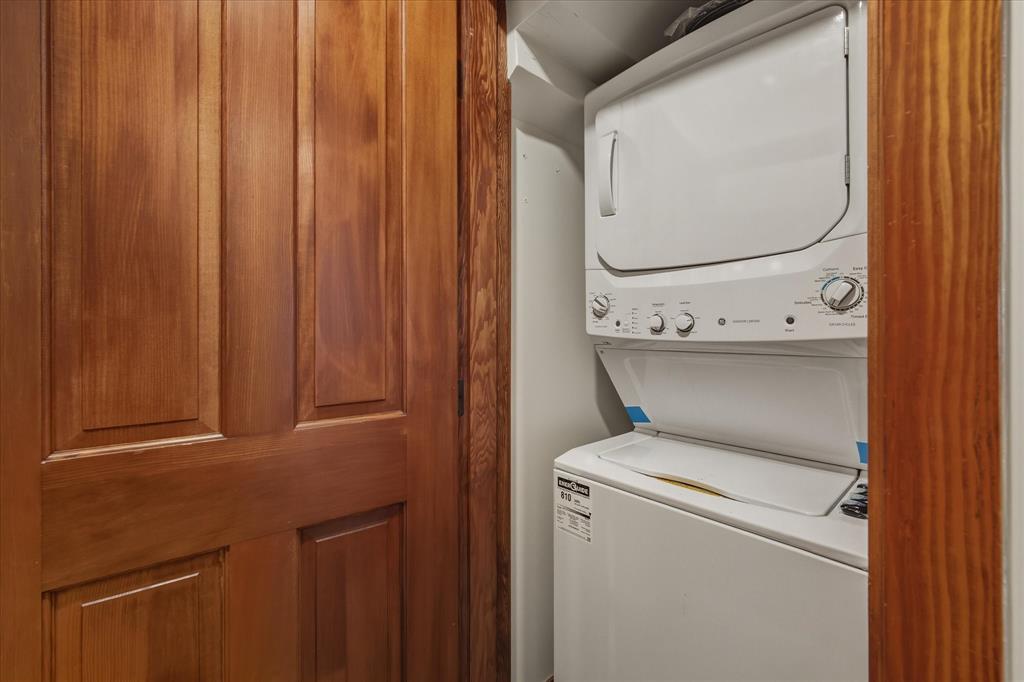 #4 – 2301 Taluswood Place