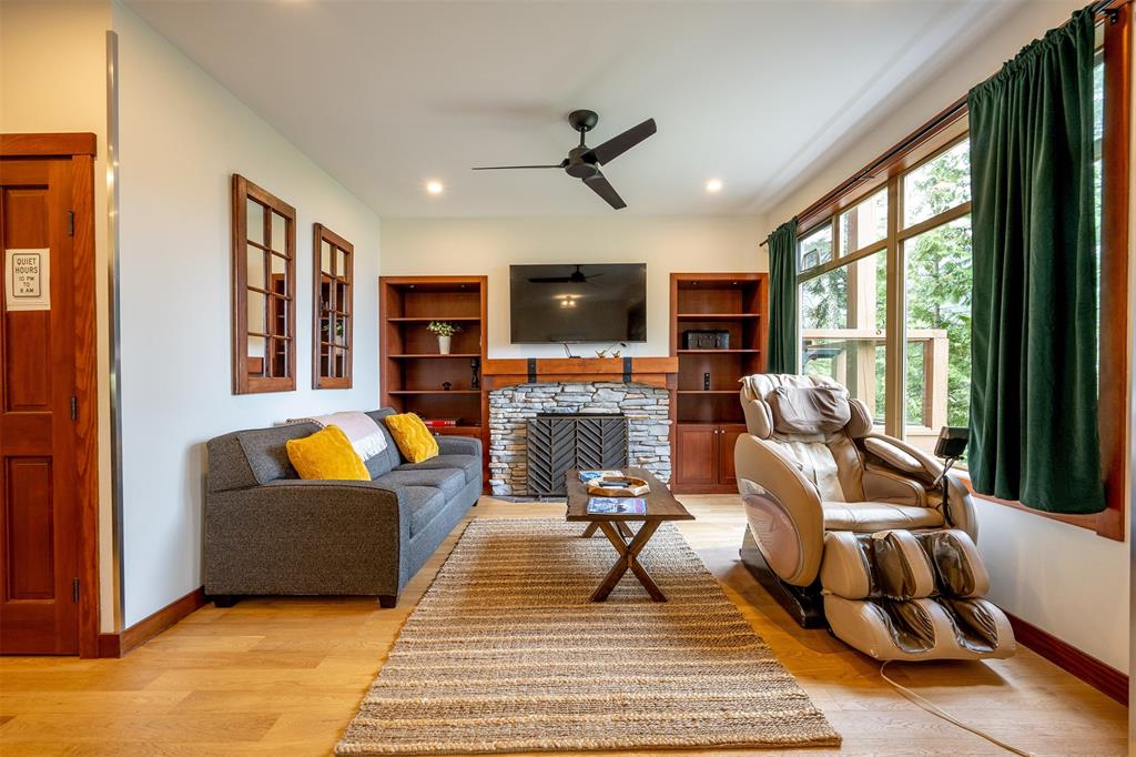 #4 – 2301 Taluswood Place