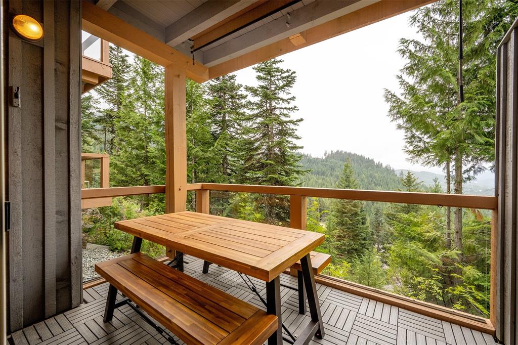 #4 – 2301 Taluswood Place