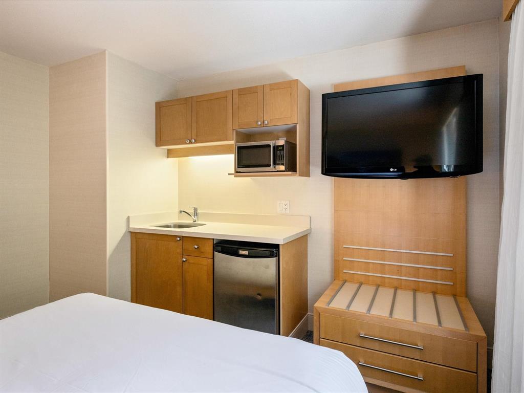 #1339/1341 – 4308 Main Street