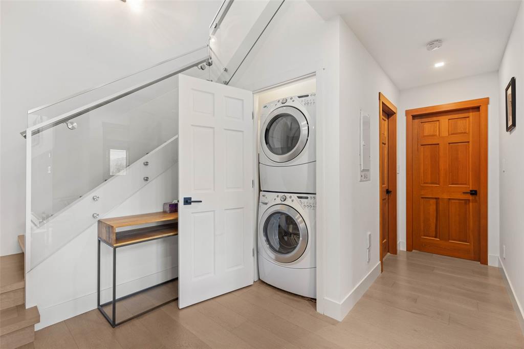 #406 – 3317 Ptarmigan Place