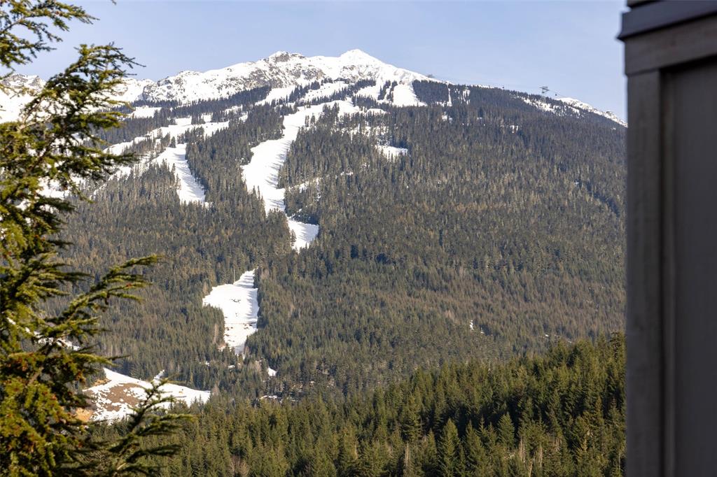 #406 – 3317 Ptarmigan Place