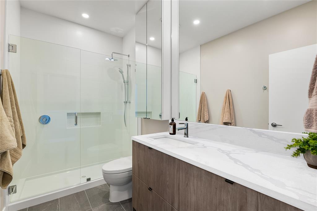 #30 – 4000 Sunstone Way