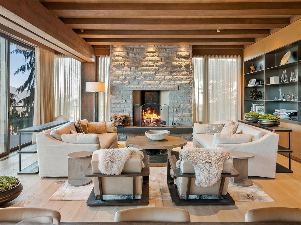 2982 High Point Drive