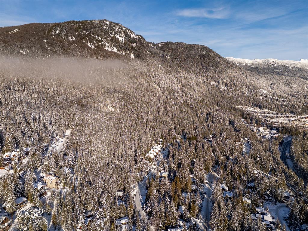 8377 Mountain View Drive