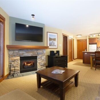 #318 G1 – 4653 Blackcomb Way