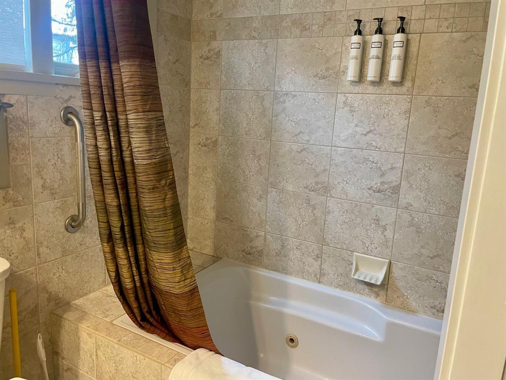 #310 – 4321 Village Gate Boulevard