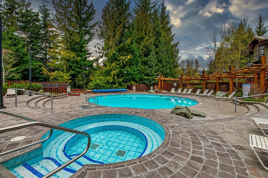 #212 – 4660 Blackcomb Way