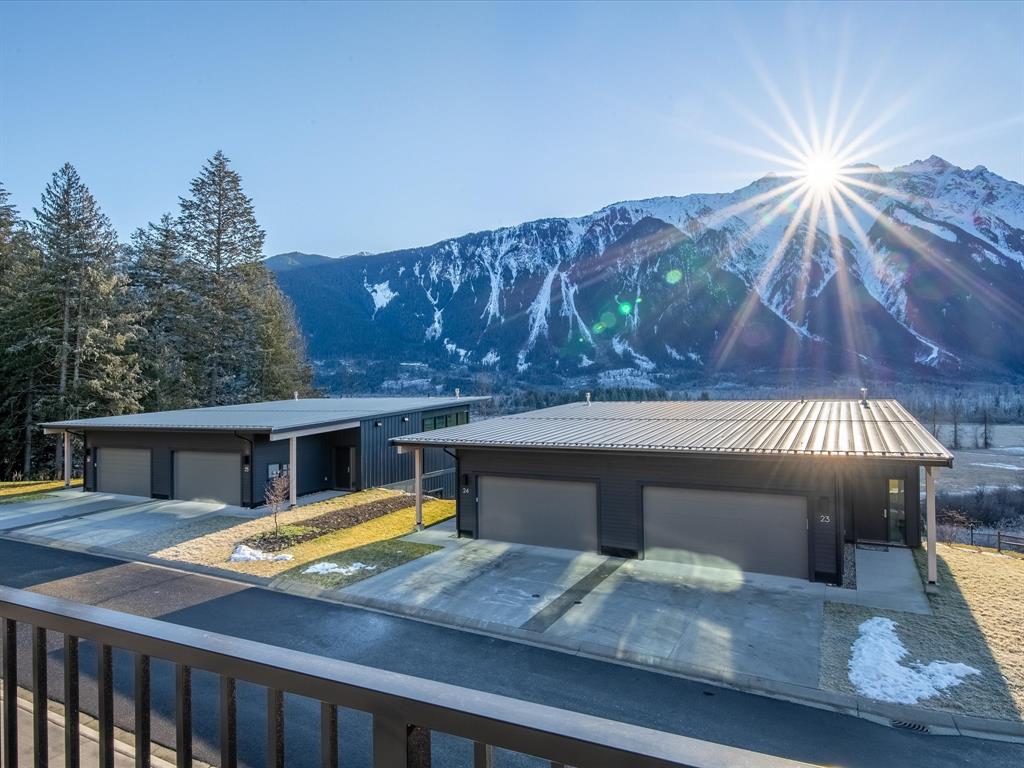 #29 – 4000 Sunstone Way