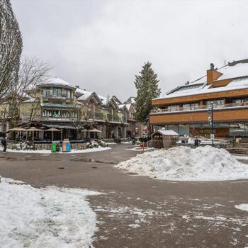 #15 – 4211 Sunshine Place