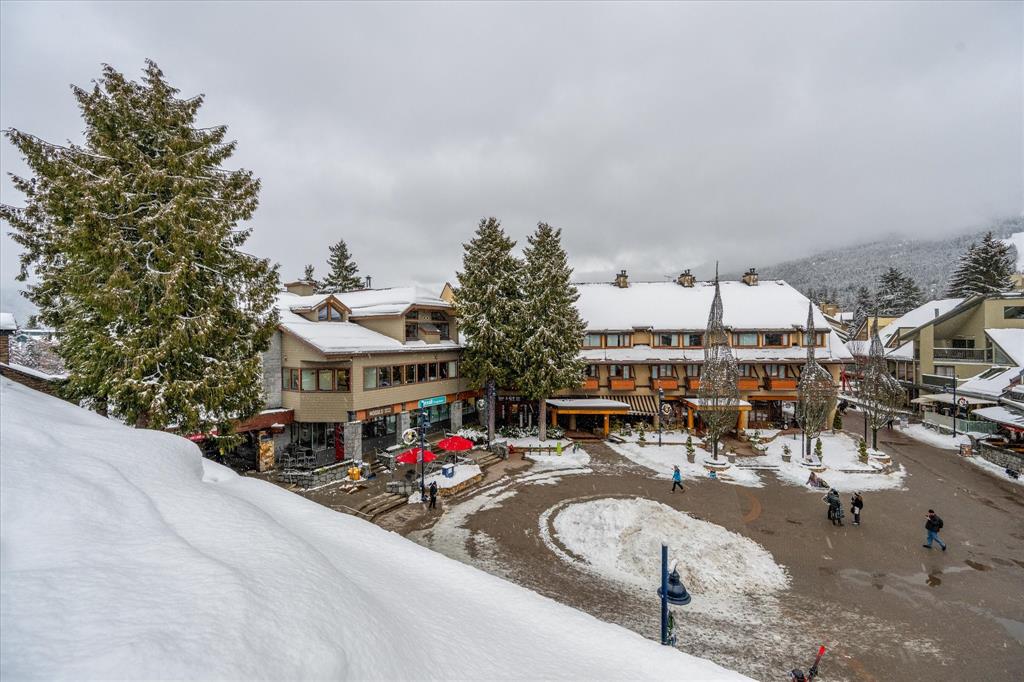 #15 – 4211 Sunshine Place