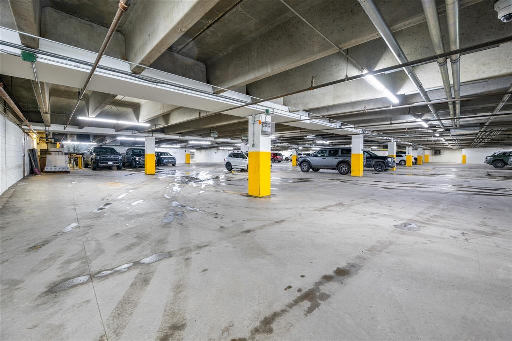 #15 – 4211 Sunshine Place