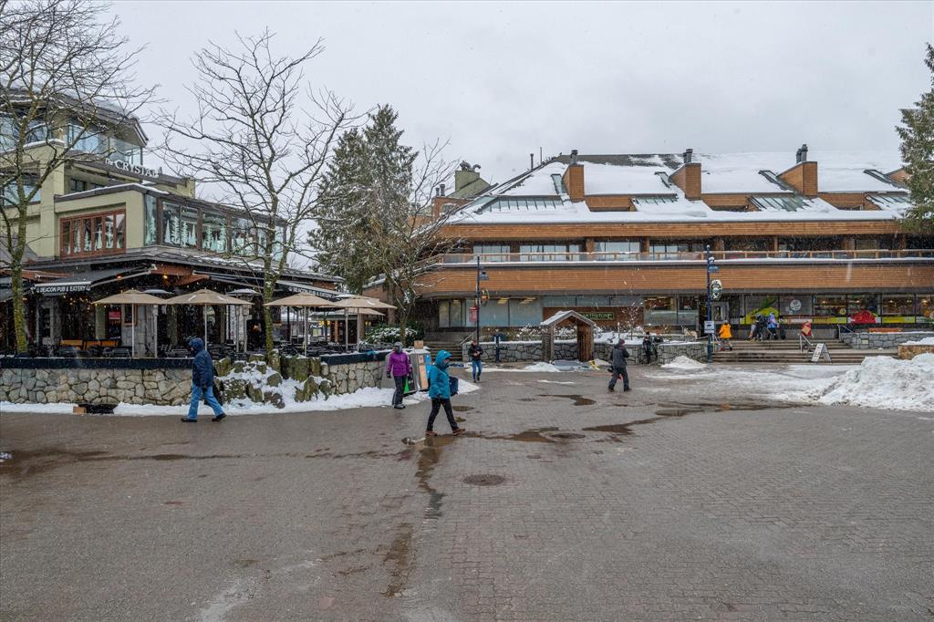 #15 – 4211 Sunshine Place