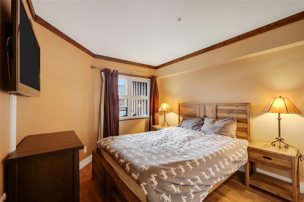 #207 – 2050 Lake Placid Road