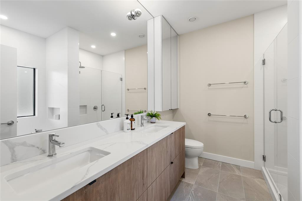 #25 – 4000 Sunstone Way