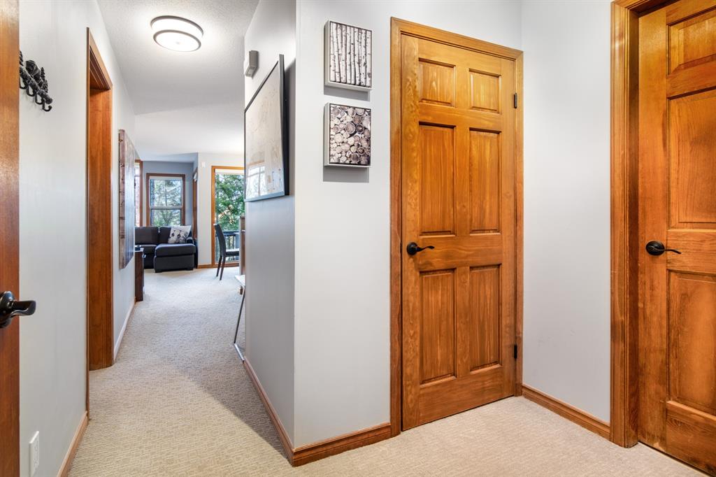 #16 – 4890 Painted Cliff Road