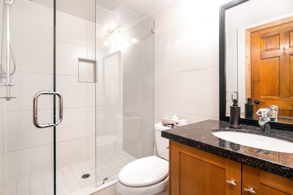 #16 – 4890 Painted Cliff Road