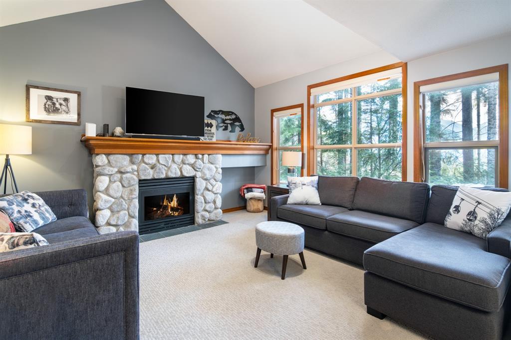 #16 – 4890 Painted Cliff Road