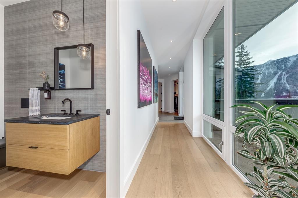 1704 Sugarloaf Place