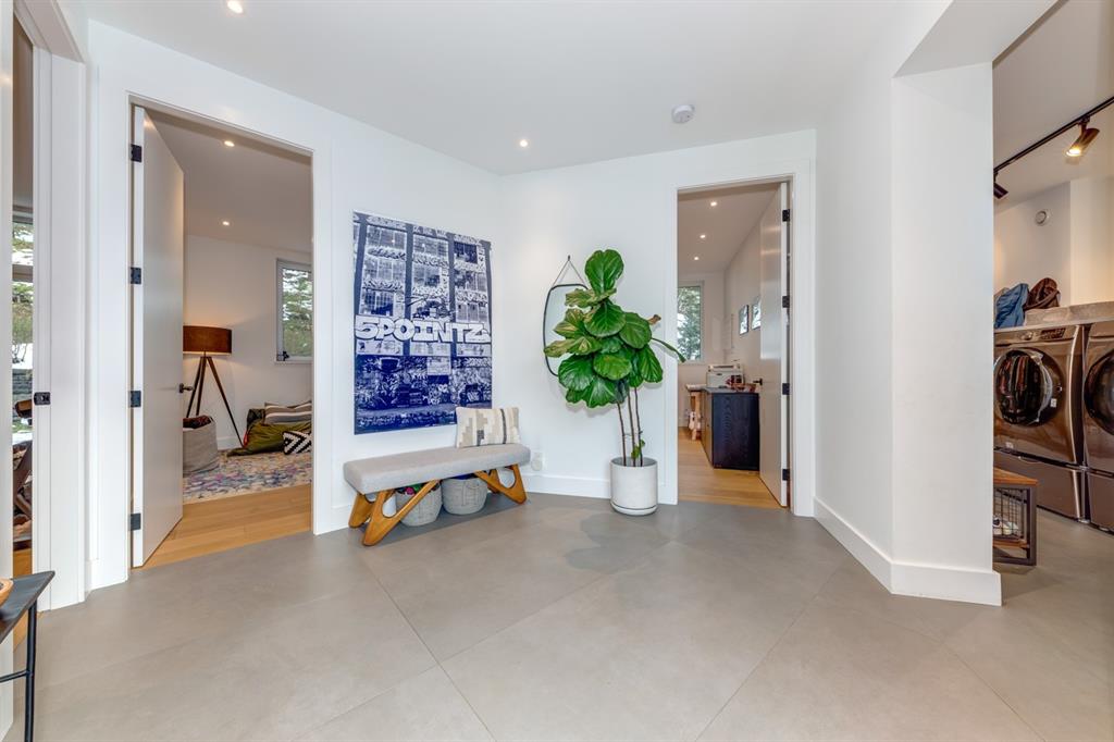 1704 Sugarloaf Place