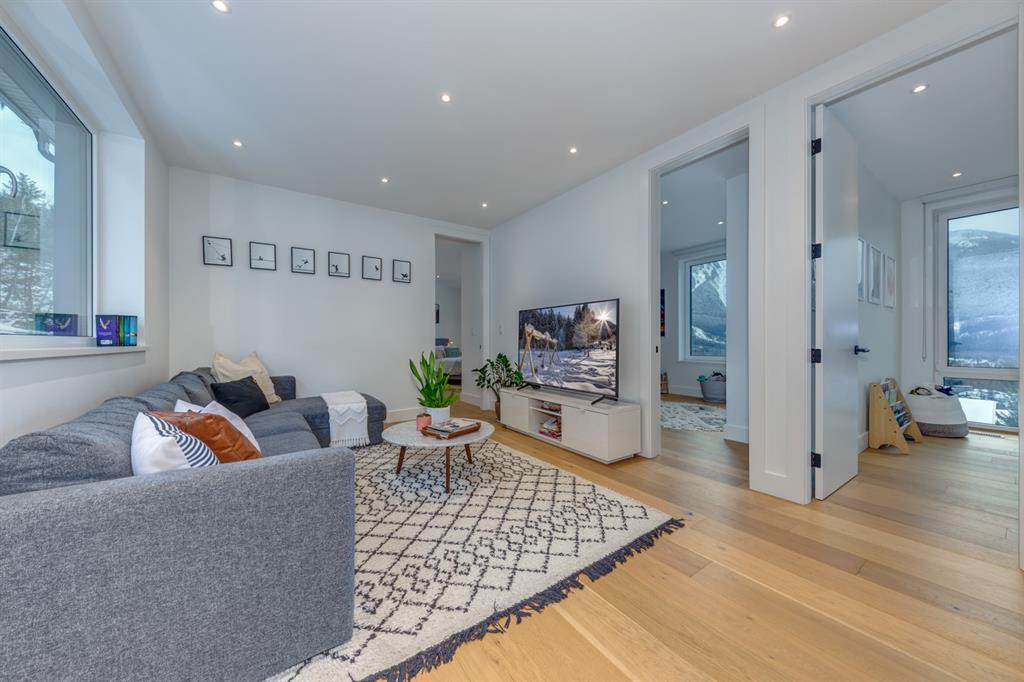 1704 Sugarloaf Place